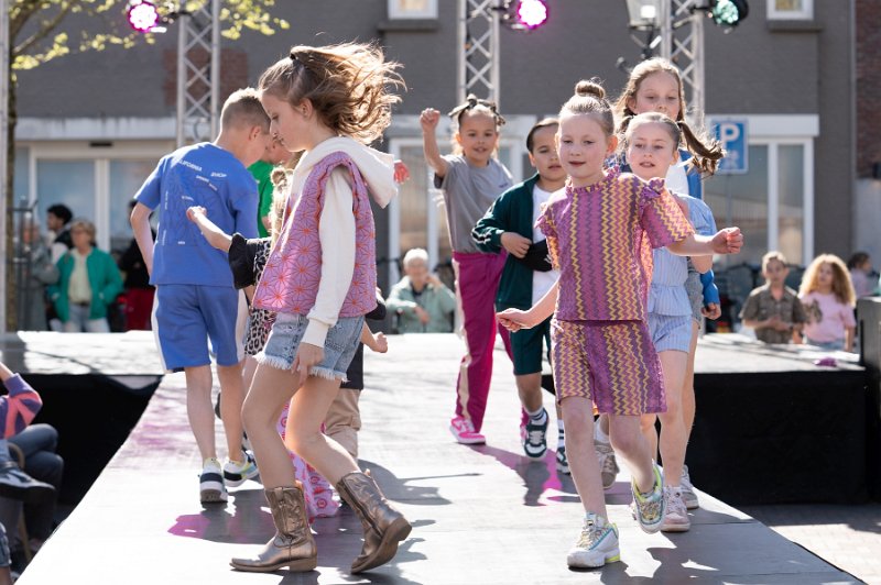 Modeshow 439_.jpg
